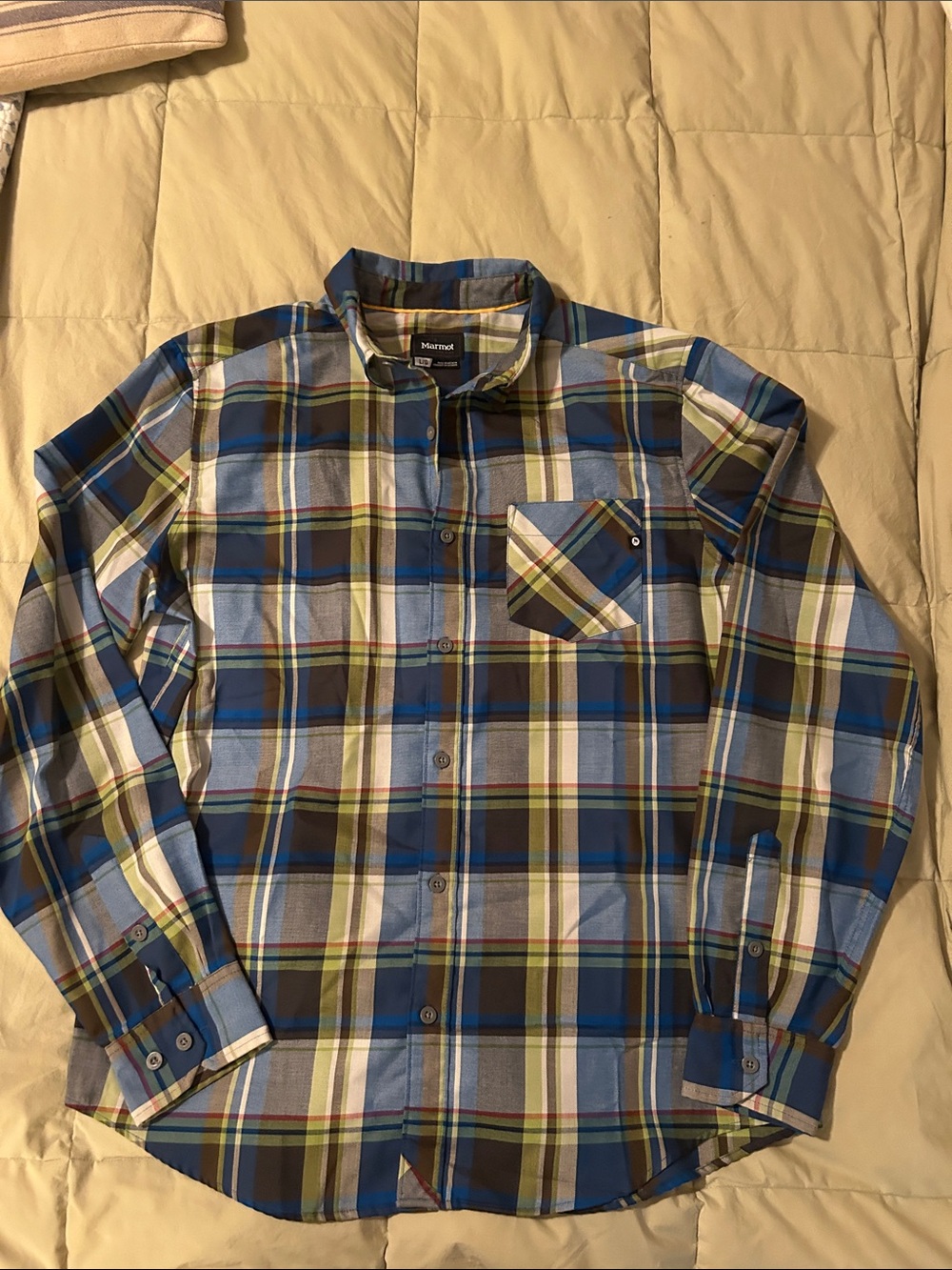 Marmot Men's Blue and Green Plaid Long-Sleeve Button-Down Shirt